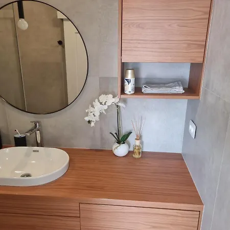 Bay View Apartment
